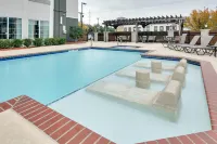 La Quinta Inn & Suites by Wyndham Dallas Love Field - Pools