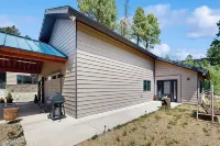 Romantic Mountain Retreat Near Vallecito Lake! - 4-Star