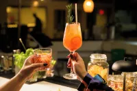 Garden Hotel & Resort - bar