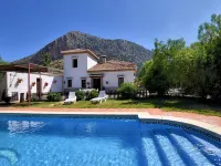 Mountain Hideaway w/ Pool
