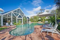 Broadwater Resort WA Tourism Awards 2024 Gold Winner - Beach