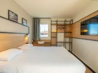 Ibis Ciboure Saint-Jean-De-Luz Hotels in Ciboure