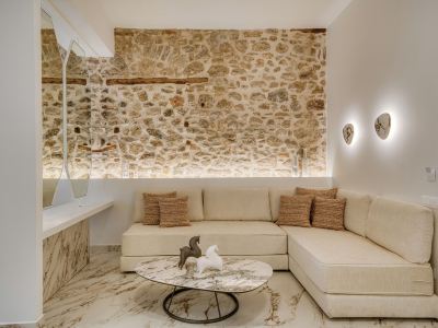 Nalia Suites