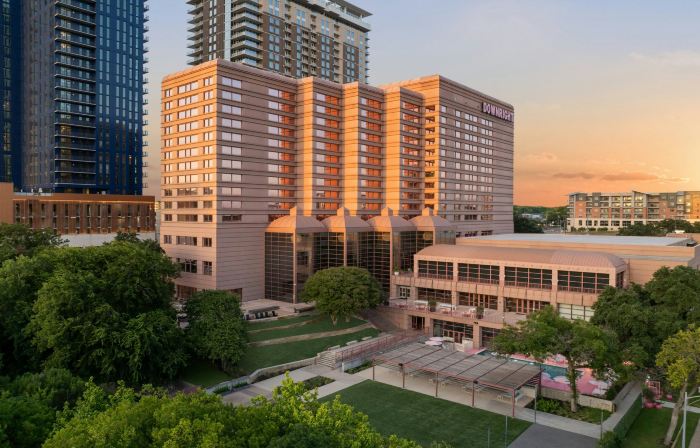 Renaissance Austin Downtown Hotel