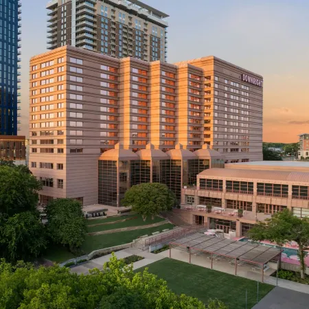 Renaissance Austin Downtown Hotel