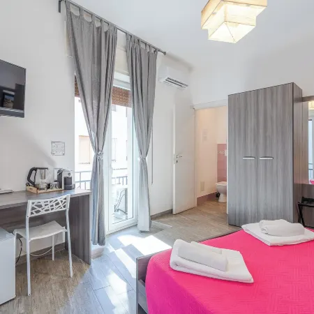 Cavour Rooms