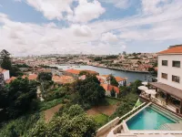 Torel Avantgarde Hotels near Porto Editora