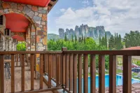 Monastiri Guesthouse - Bergblick