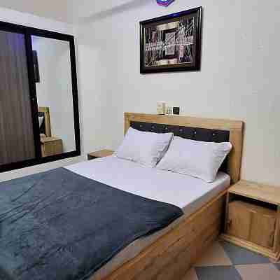 Deluxe 2 Bed Rooms Apartment in Cotonou Rooms