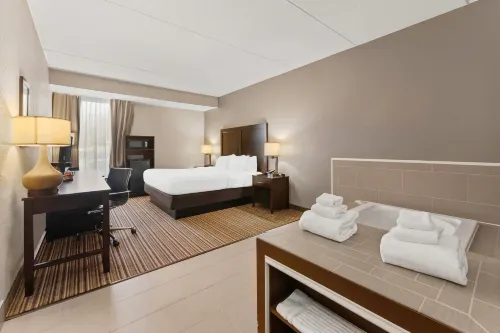 Comfort Inn Lehigh Valley West - 2-Star