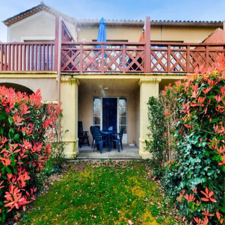 Apartment in Monflanquin by Scenic Lake