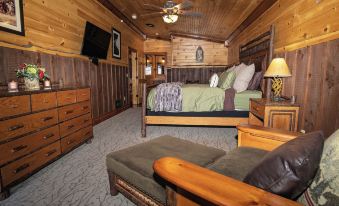 The Lodges at Cresthaven
