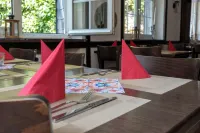 Landgasthof Hieren Mühle - Homestays