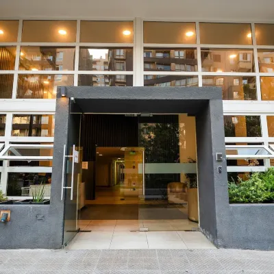 聖羅莎點 阿尔马格罗公园附近的飯店