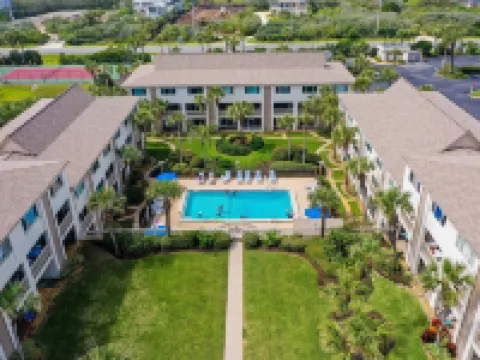 Oceanfront Townhouse With Shared Pools, Ocean View, Wifi, W/d, and Central AC 克雷森特海灘酒店