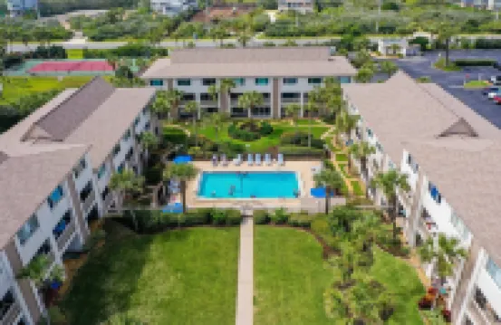 Oceanfront Townhouse With Shared Pools, Ocean View, Wifi, W/d, and Central AC
