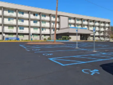 Motel 6 Danvers, MA - Boston North Hotels in Danvers