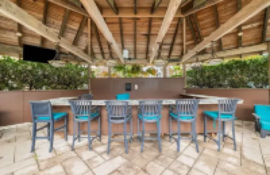 6BR Beach Home 5-min Walk to Ocean Resort Pool