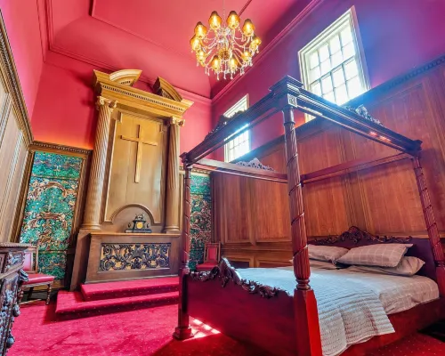 Finest Retreats is Delighted to Offer a Spacious and Character-filled Apartment Hotels in Hickleton