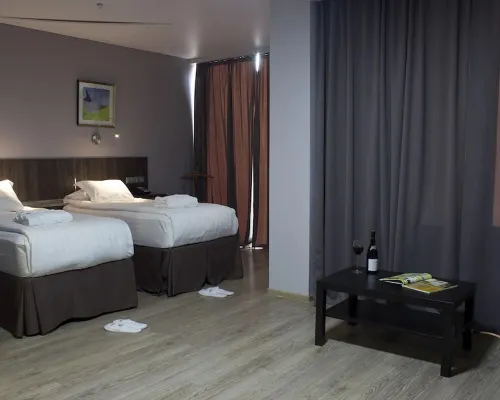 Smart Hotel Bishkek Zimmer Photos