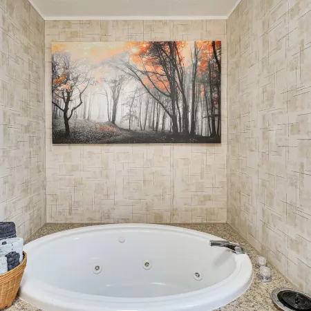 < 1 Mi From Suwannee River, Hideaway w/ Lanai Hotels in Dixie County