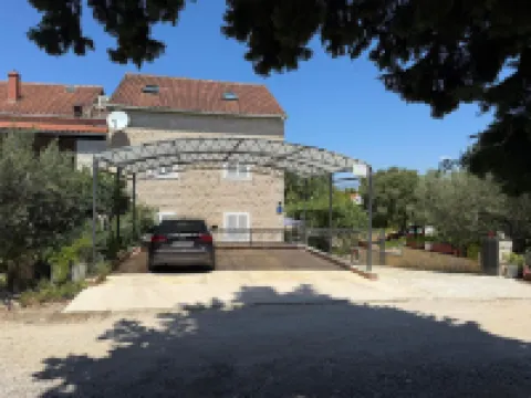 Apartments Jakov Hoteles en Mirca