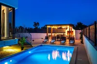 Villa Laurel - Homestays