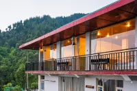 Liveaway Dharamkot by PACK - Apartments