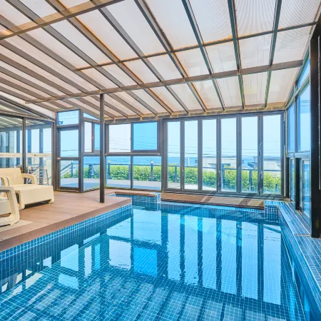 Pohang Uni Pool Villa Pension