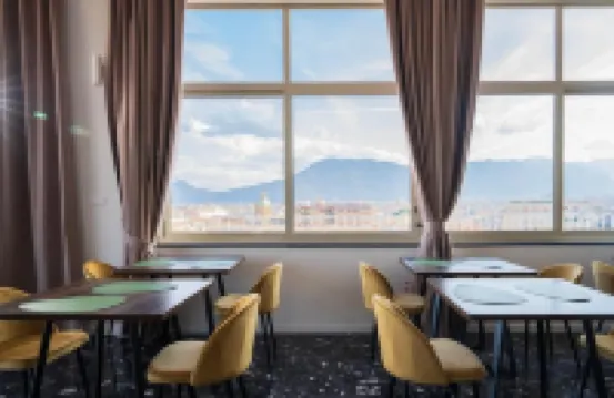 Skyline Boutique Hotel