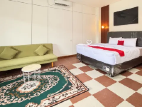 RedDoorz @ Kota Bojonegoro Hotels in Bojonegoro Regency