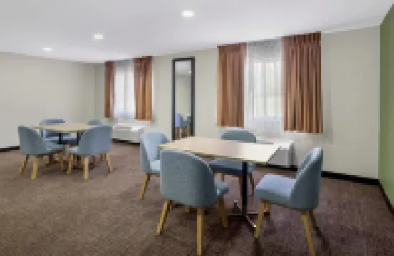 Sleep Inn & Suites - Oxford - University Area