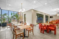 Sonesta Select Hotels Statesville - Parking