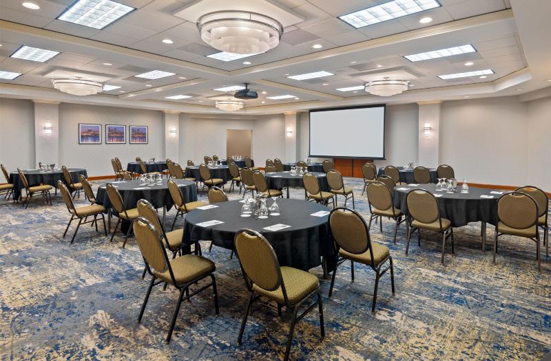 Hampton Inn & Suites Kansas City-Country Club Plaza photo 4