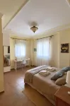 Complete, Spacious House, with Pool and Surrounded by Nature