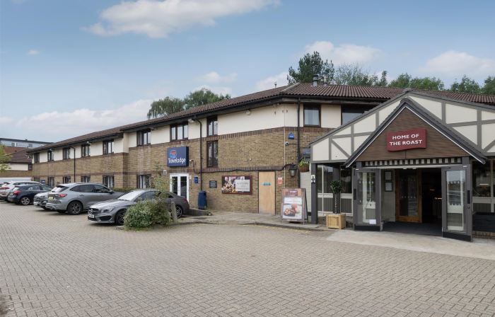 Travelodge Borehamwood Studio Way