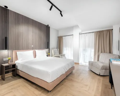 Athenian Heart Suites Hotels near Athens Gallery