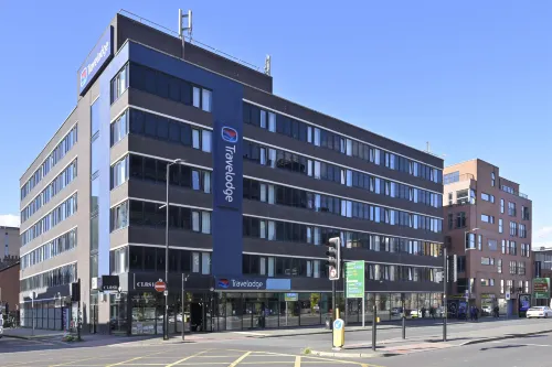 Travelodge Manchester Ancoats Hotel - breakfast