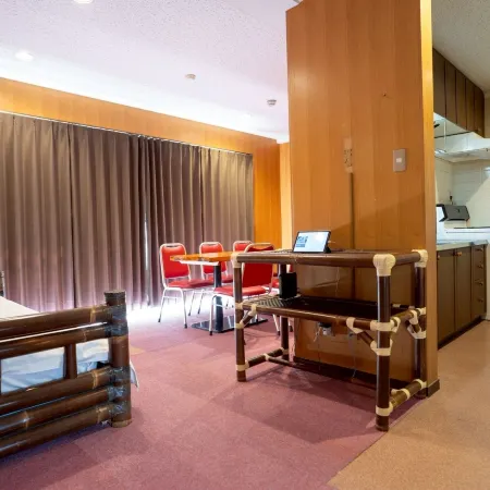 Royal Hotel