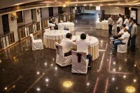 Pavitram Banquet & Hotel - Aamiainen