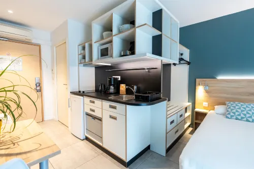 Kyriad Residence Cabries - Plan de Campagne - 3-Star