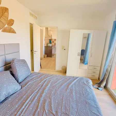 Charming Cannes Apartment, Comfort, Convenience, and Coastal Bliss