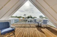 Brand New Home in Steinhatchee with Rooftop Deck! - 4-Star