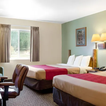 Econo Lodge, Downtown Custer Near Custer State Park and Mt Rushmore Отели в г. Кастер
