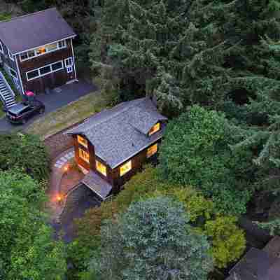 Cozy Cannon Beach Home Near Haystack Rock & Downtown Steps From the Sea by Avantstay Hotel Exterior