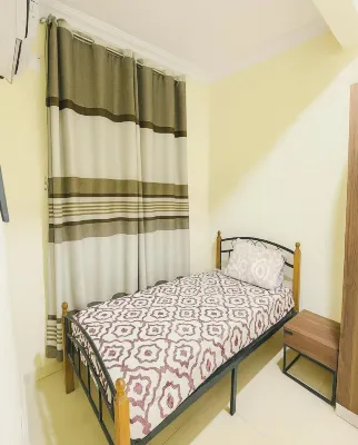 Modern Family Apartment in Kinshasa Отели в г. 