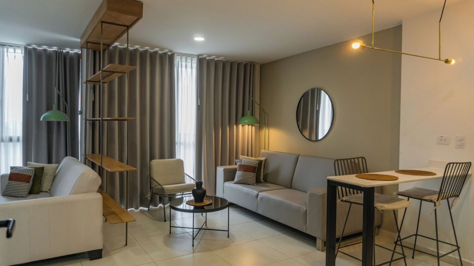 Apartasuites Cerritos Mall