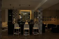 Hotel Leonor de Aquitania - Baarit