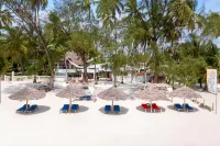 Seashore Beach hotel and Bungalow - プール