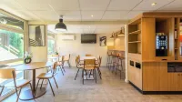 馬恩河谷酒店 - 早餐